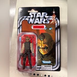 Star Wars Bom Vimdin Figure with Black and Brown Outfit
